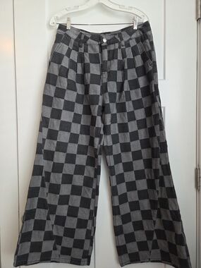 0077.  Wide Leg Checkerboard Jeans - Black/Gray